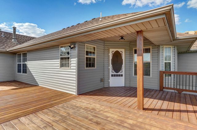 3582 N Thistlewood Court, Springfield, MO 65803