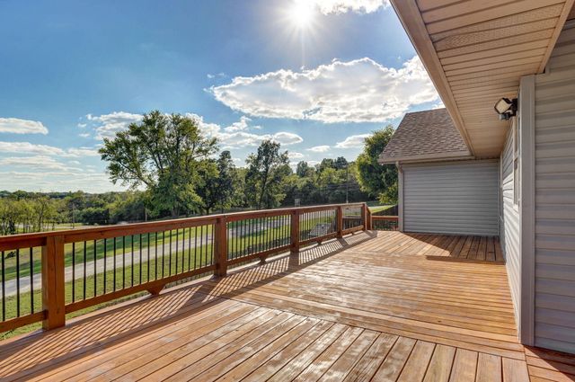 3582 N Thistlewood Court, Springfield, MO 65803