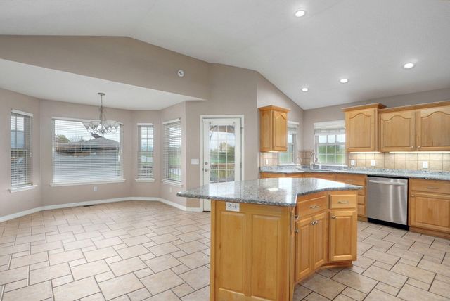 3582 N Thistlewood Court, Springfield, MO 65803