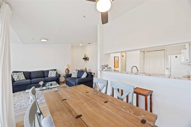 3607 E BAY DRIVE 206, Holmes Beach, FL 34217