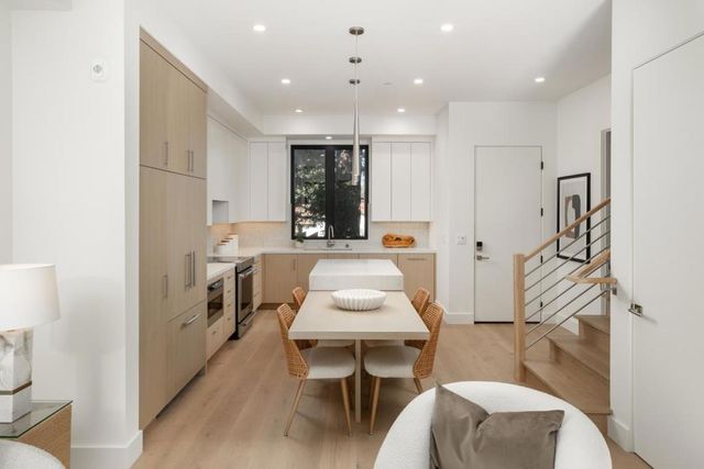 16 Fourth Street, Los Altos, CA 94022