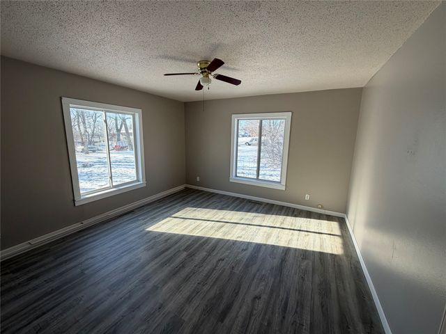 950 Main Street, Stanhope, IA 50246