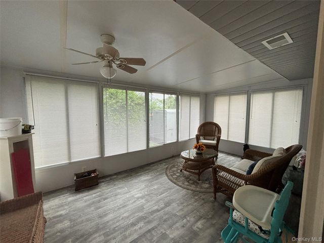 72 Fanning Boulevard, Riverhead, NY 11901