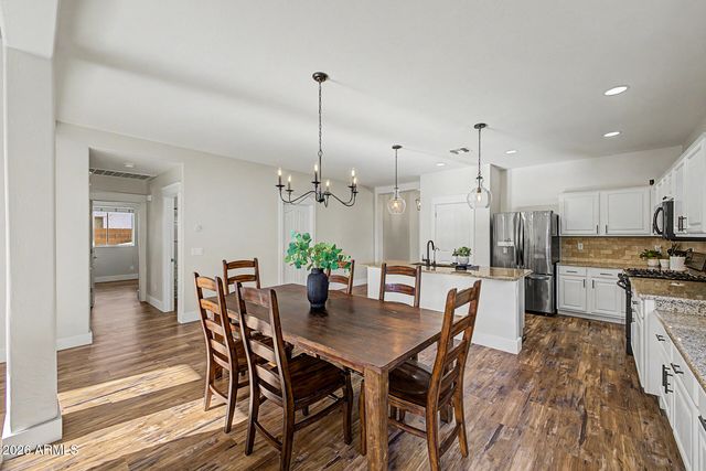 6992 S VIEW Lane, Gilbert, AZ 85298