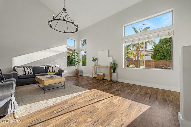 6992 S VIEW Lane, Gilbert, AZ 85298