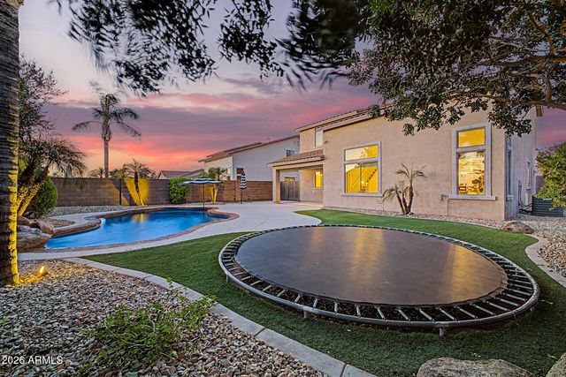 6992 S VIEW Lane, Gilbert, AZ 85298