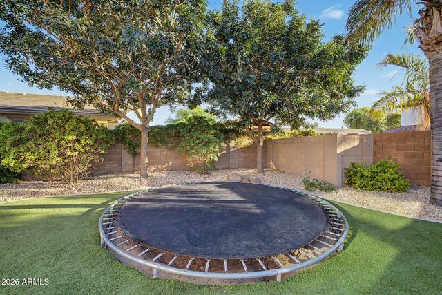 6992 S VIEW Lane, Gilbert, AZ 85298