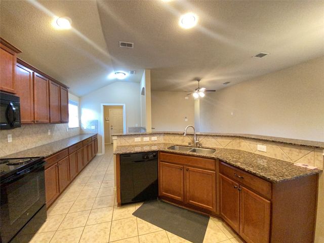 417 Prescott Lane, Fort Worth, TX 76036