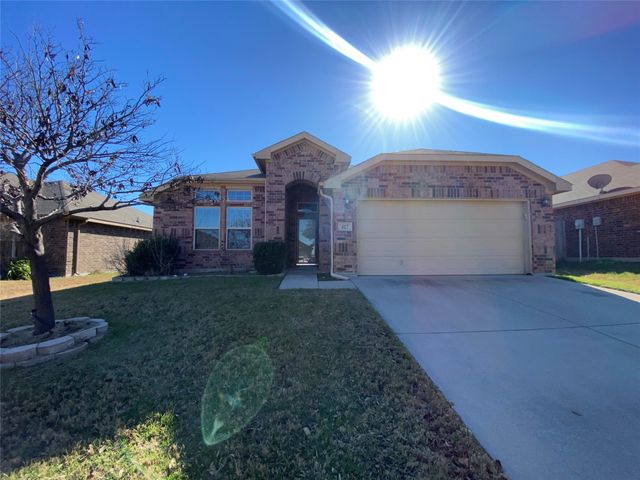 417 Prescott Lane, Fort Worth, TX 76036