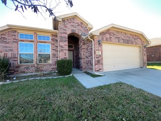 417 Prescott Lane, Fort Worth, TX 76036