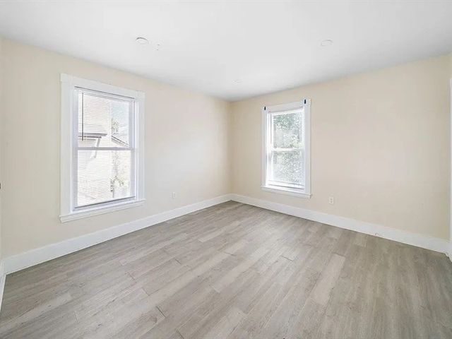 229 Lincoln 1, Worcester, MA 01605