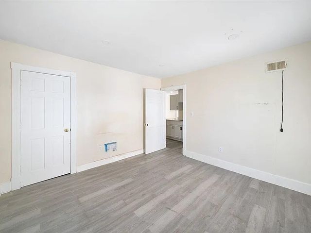 229 Lincoln 1, Worcester, MA 01605