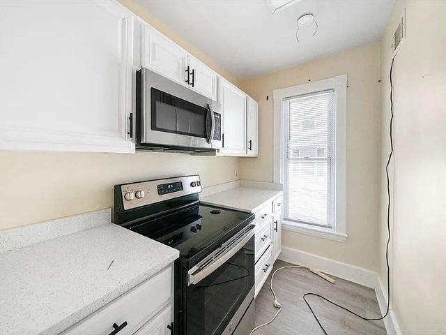 229 Lincoln 1, Worcester, MA 01605