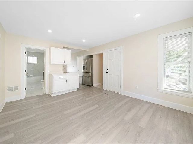 229 Lincoln 1, Worcester, MA 01605