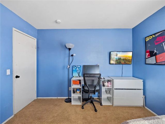 15126 Bluffside Lane, Victorville, CA 92394