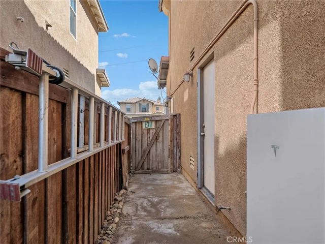 15126 Bluffside Lane, Victorville, CA 92394