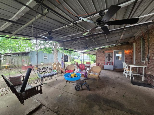 301 Old Plain Dealing Road, Benton, LA 71006