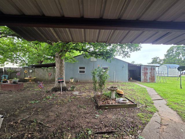 301 Old Plain Dealing Road, Benton, LA 71006
