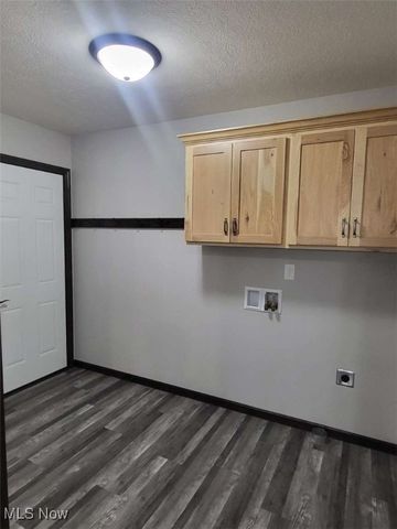 327 29th Street NW, Massillon, OH 44647