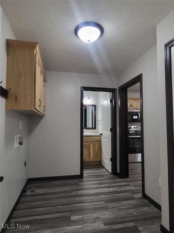 327 29th Street NW, Massillon, OH 44647