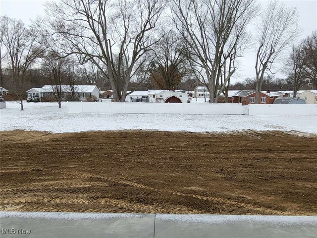 327 29th Street NW, Massillon, OH 44647