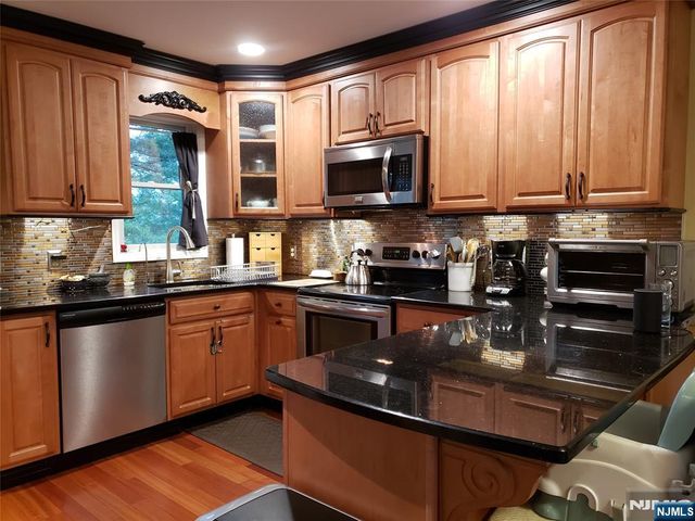 49 Harrison Road 2nd Floor, Riverdale Borough, NJ 07457