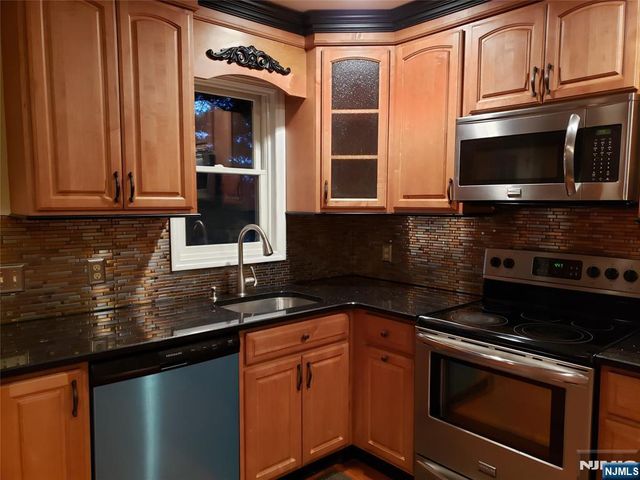 49 Harrison Road 2nd Floor, Riverdale Borough, NJ 07457