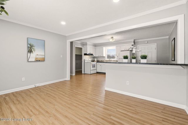 1805 Oakwood Ct, Shelbyville, KY 40065