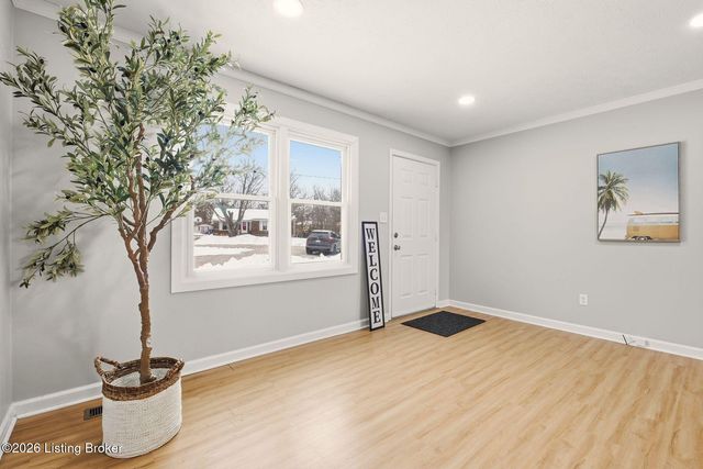 1805 Oakwood Ct, Shelbyville, KY 40065