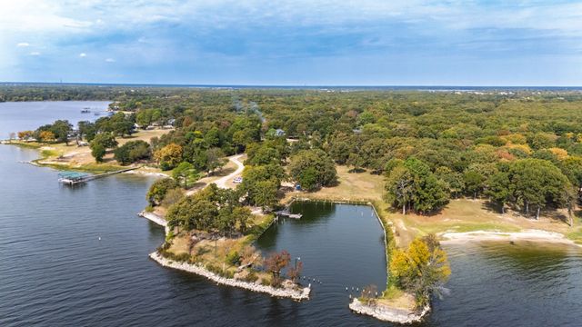 1312 Arrowhead Drive, West Tawakoni, TX 75474