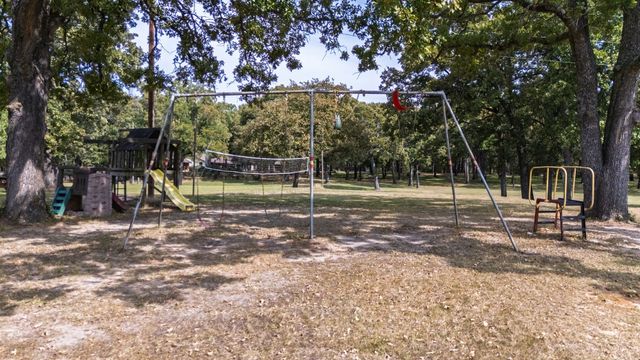 1312 Arrowhead Drive, West Tawakoni, TX 75474