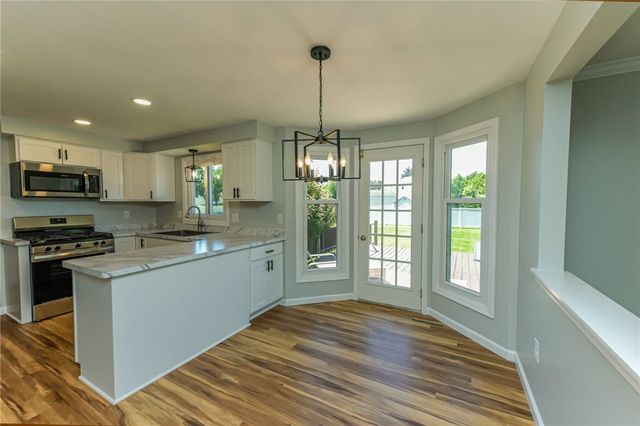 109 Seafarers Lane, Greece, NY 14612