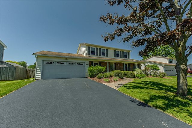 109 Seafarers Lane, Greece, NY 14612