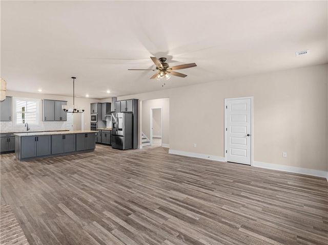 160 Loyd Road, Mansfield, GA 30055