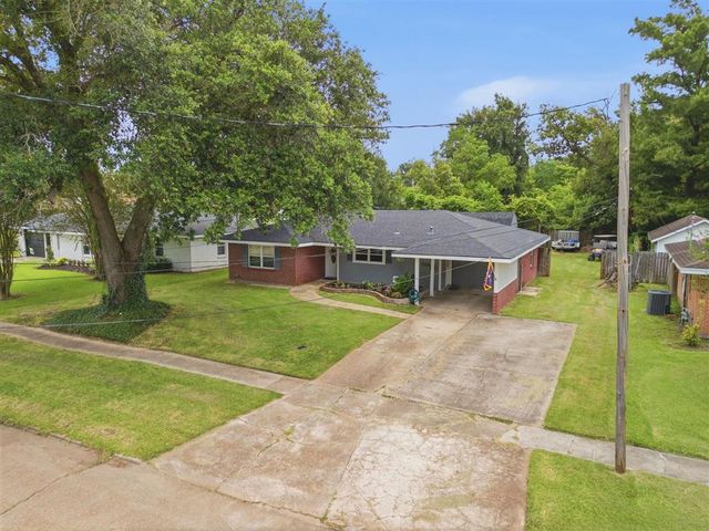 4705 Desoto Street, Lake Charles, LA 70607
