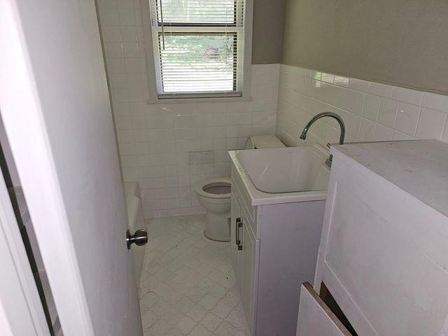 1364 VICOSCIA AVE, Memphis, TN 38127