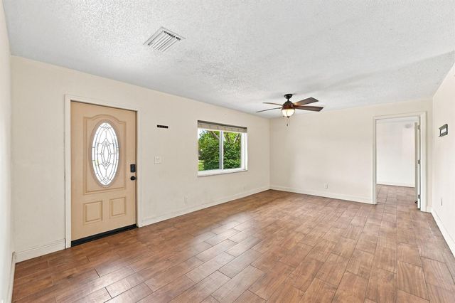 9734 Alaska Circle, Boca Raton, FL 33434