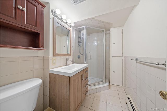 831 Dean Drive, Baldwin, NY 11510