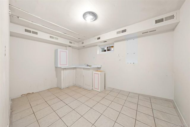 831 Dean Drive, Baldwin, NY 11510