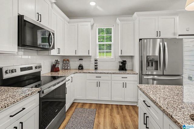 381 SHILOH CREEK DRIVE, Calera, AL 35040