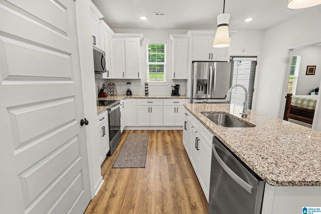 381 SHILOH CREEK DRIVE, Calera, AL 35040