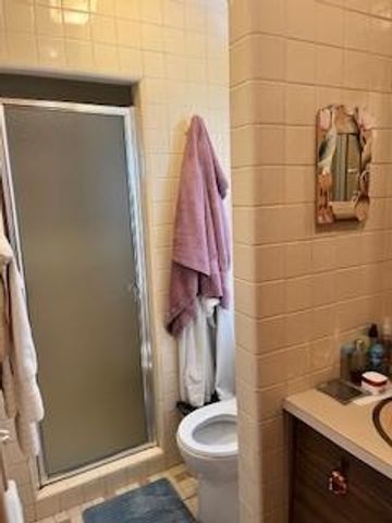 271 DANFORTH AVE, Jc, Greenville, NJ 07305