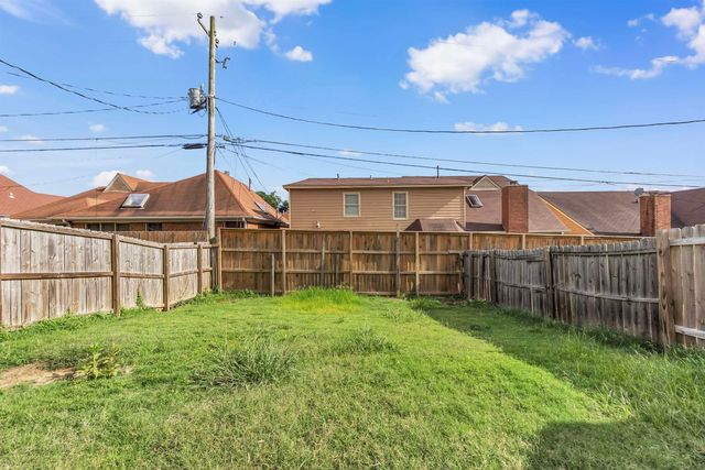 6745 ROSS RIDGE DR, Memphis, TN 38141