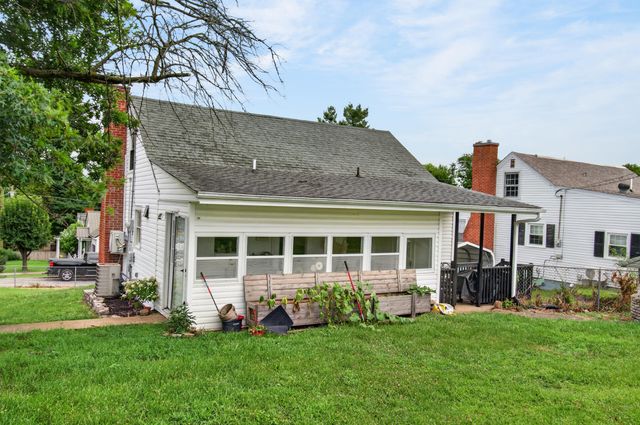 734 Maple Avenue, Harrodsburg, KY 40330