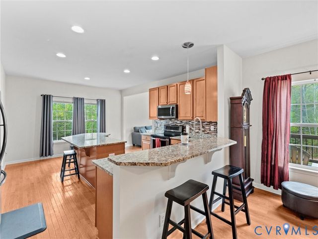 7036 Heartleaf Ln, Moseley, VA 23120