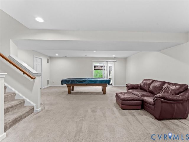 7036 Heartleaf Ln, Moseley, VA 23120