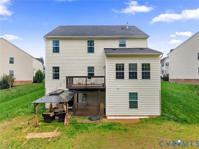 7036 Heartleaf Ln, Moseley, VA 23120