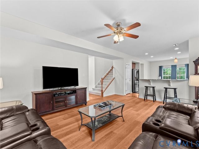 7036 Heartleaf Ln, Moseley, VA 23120