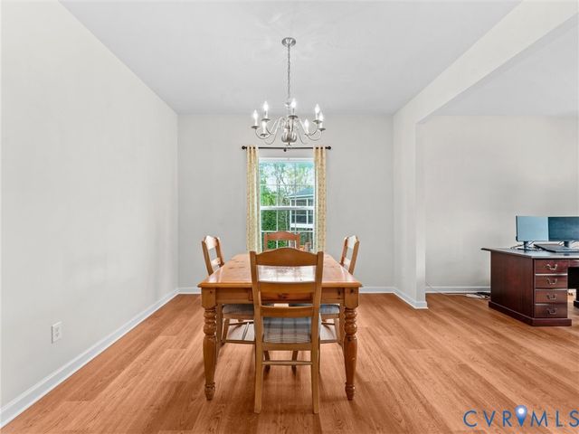 7036 Heartleaf Ln, Moseley, VA 23120