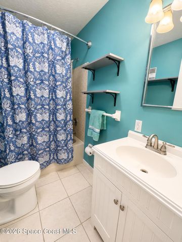 190 Paradise Boulevard 1908, Melbourne, FL 32903